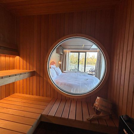 L'Escale Royale Saint-Martin-La-Garenne Port Ilon - Seine - Giverny Екстериор снимка