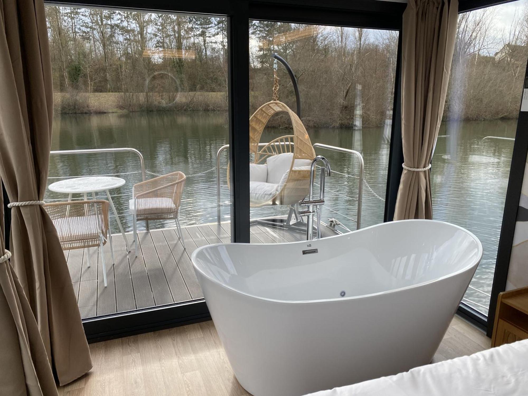 L'Escale Royale Saint-Martin-La-Garenne Port Ilon - Seine - Giverny Екстериор снимка