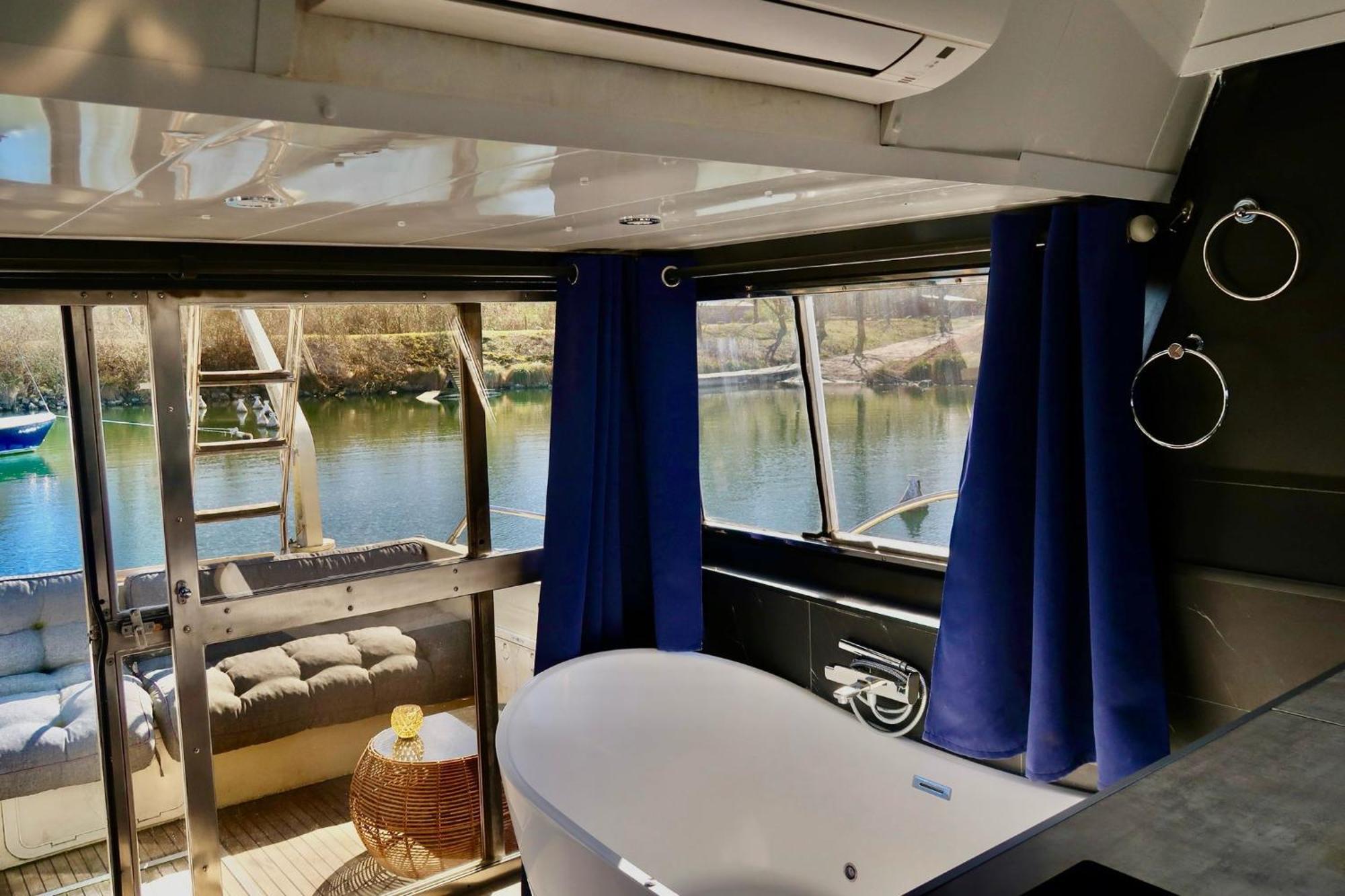 L'Escale Royale Saint-Martin-La-Garenne Port Ilon - Seine - Giverny Екстериор снимка