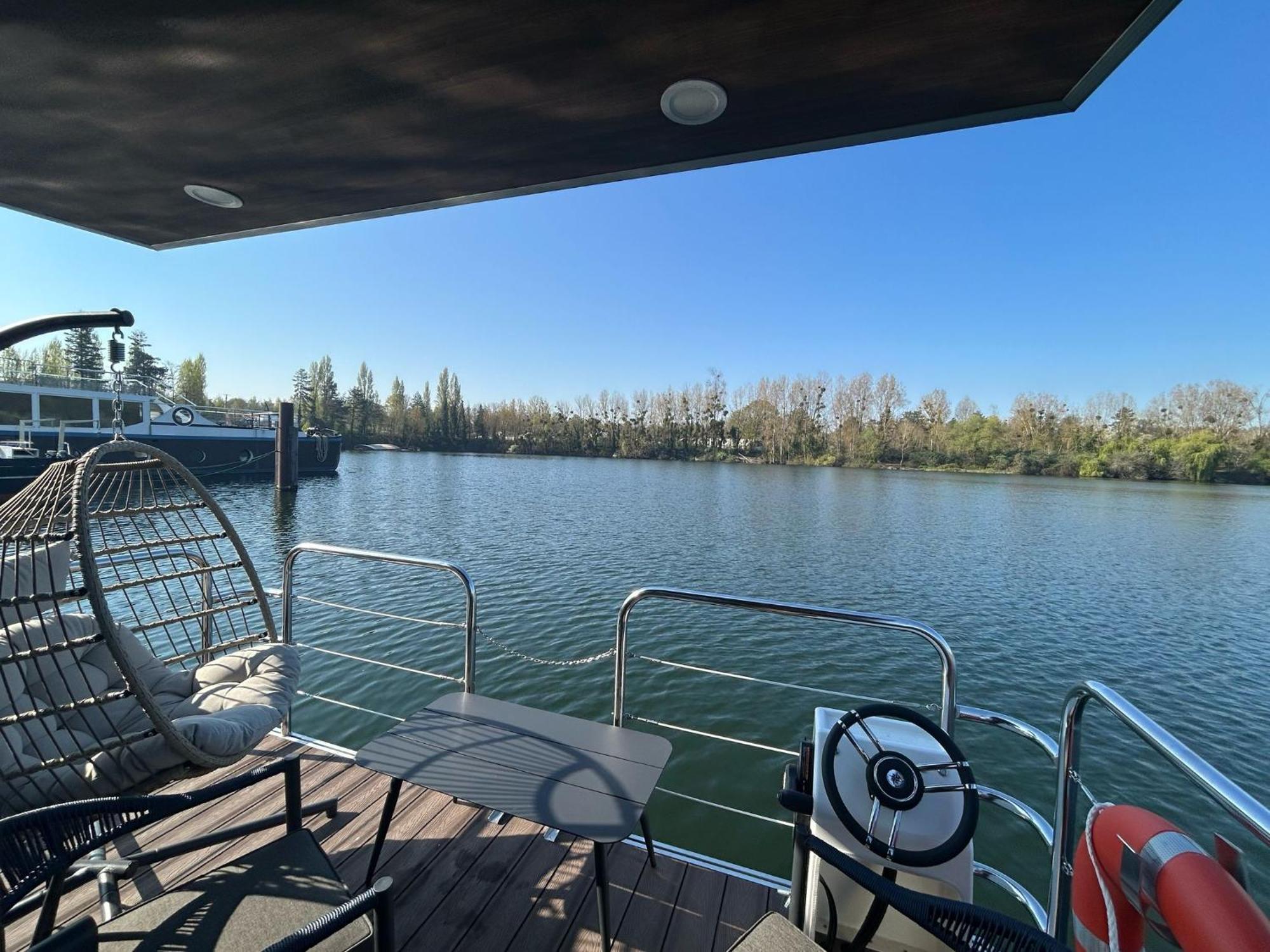 L'Escale Royale Saint-Martin-La-Garenne Port Ilon - Seine - Giverny Екстериор снимка