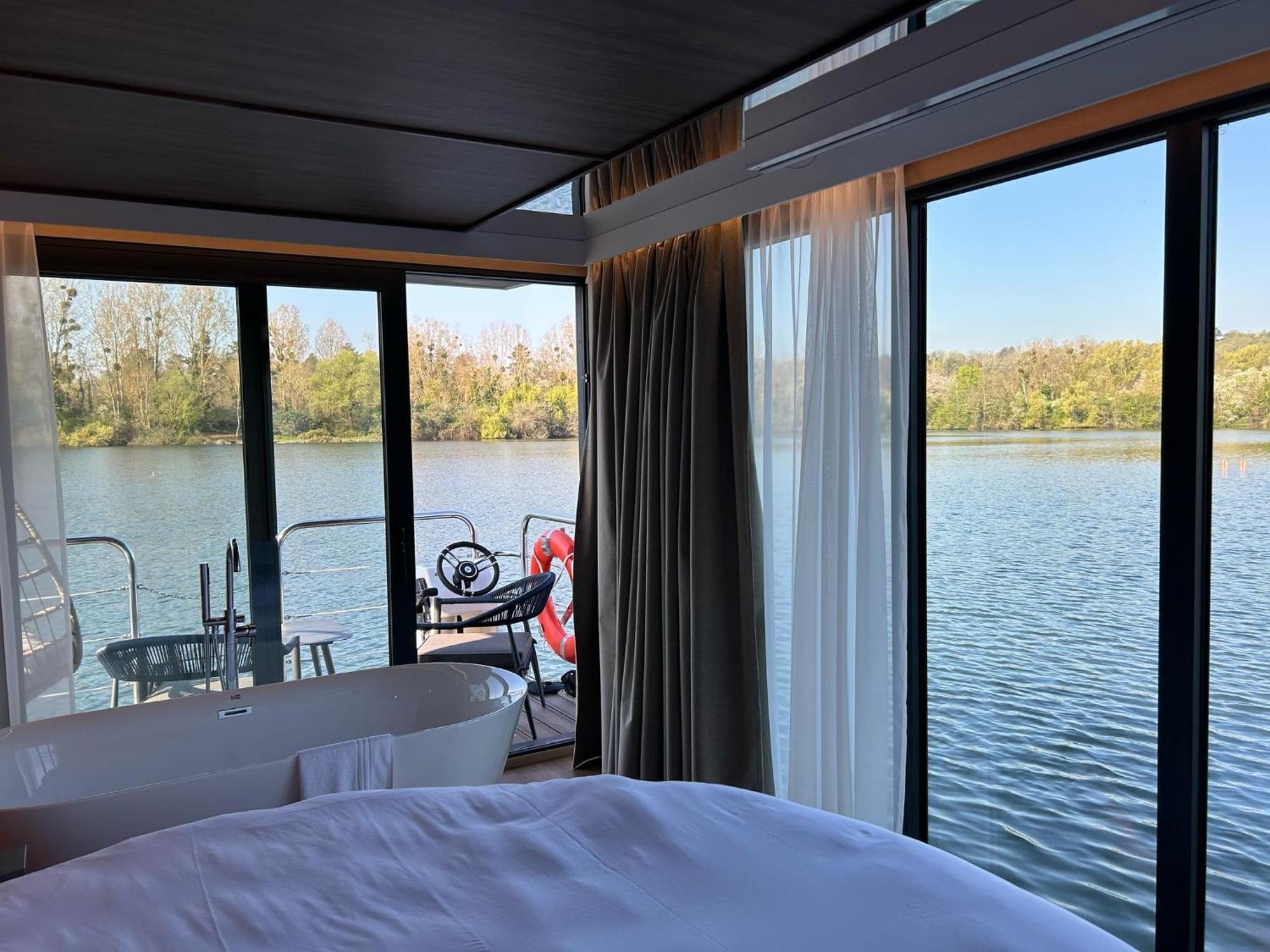 L'Escale Royale Saint-Martin-La-Garenne Port Ilon - Seine - Giverny Екстериор снимка