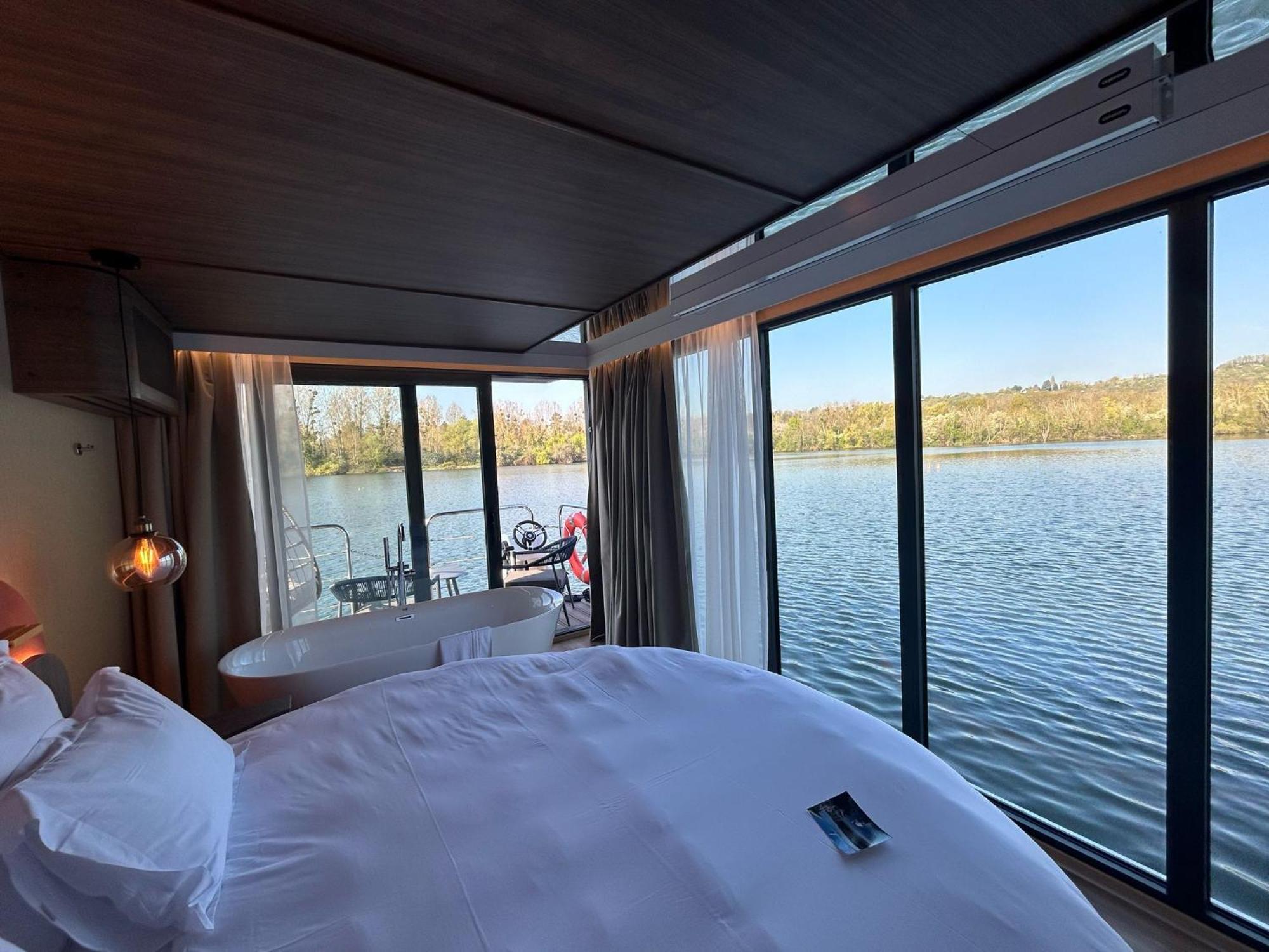 L'Escale Royale Saint-Martin-La-Garenne Port Ilon - Seine - Giverny Екстериор снимка