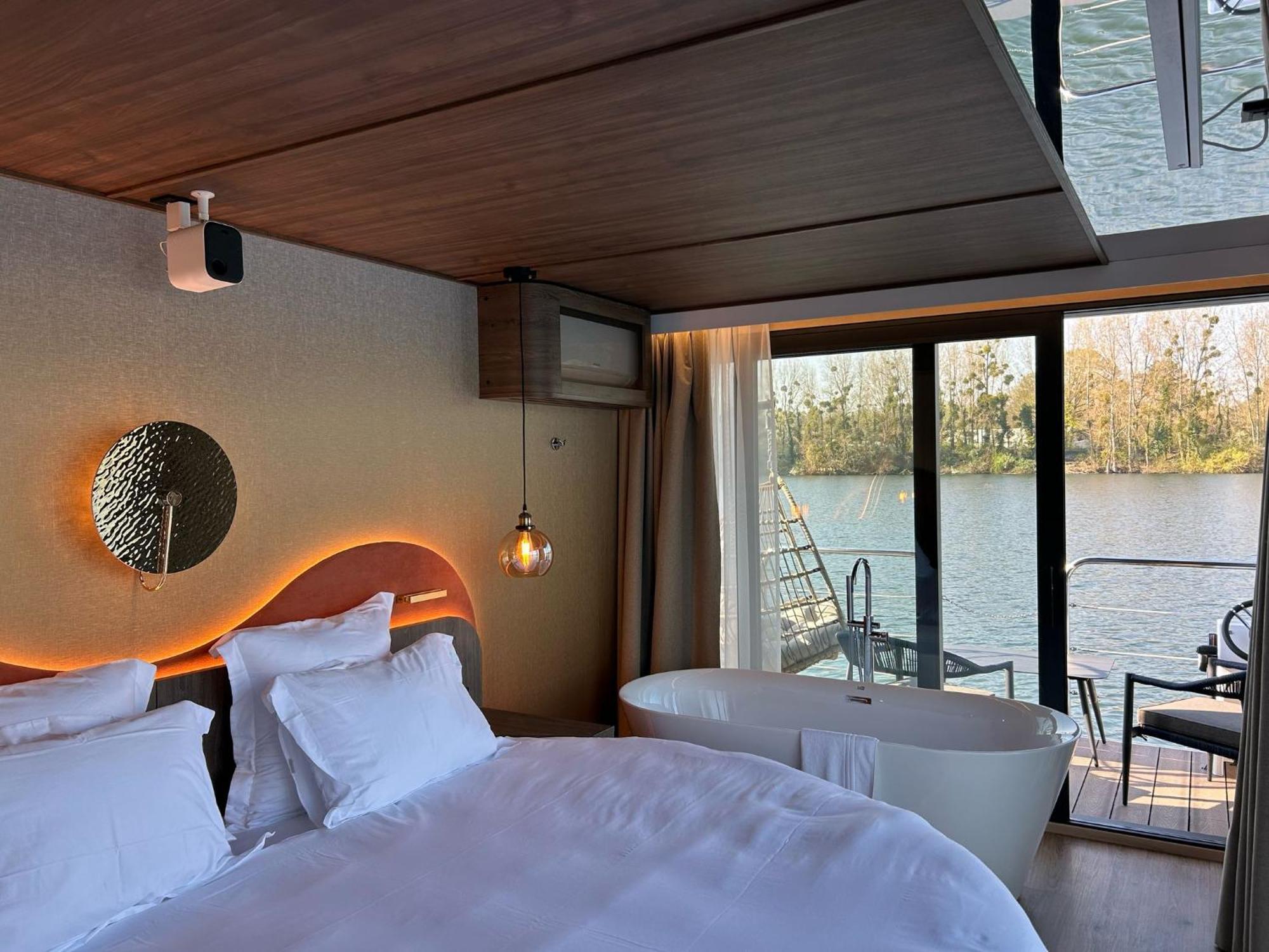 L'Escale Royale Saint-Martin-La-Garenne Port Ilon - Seine - Giverny Екстериор снимка